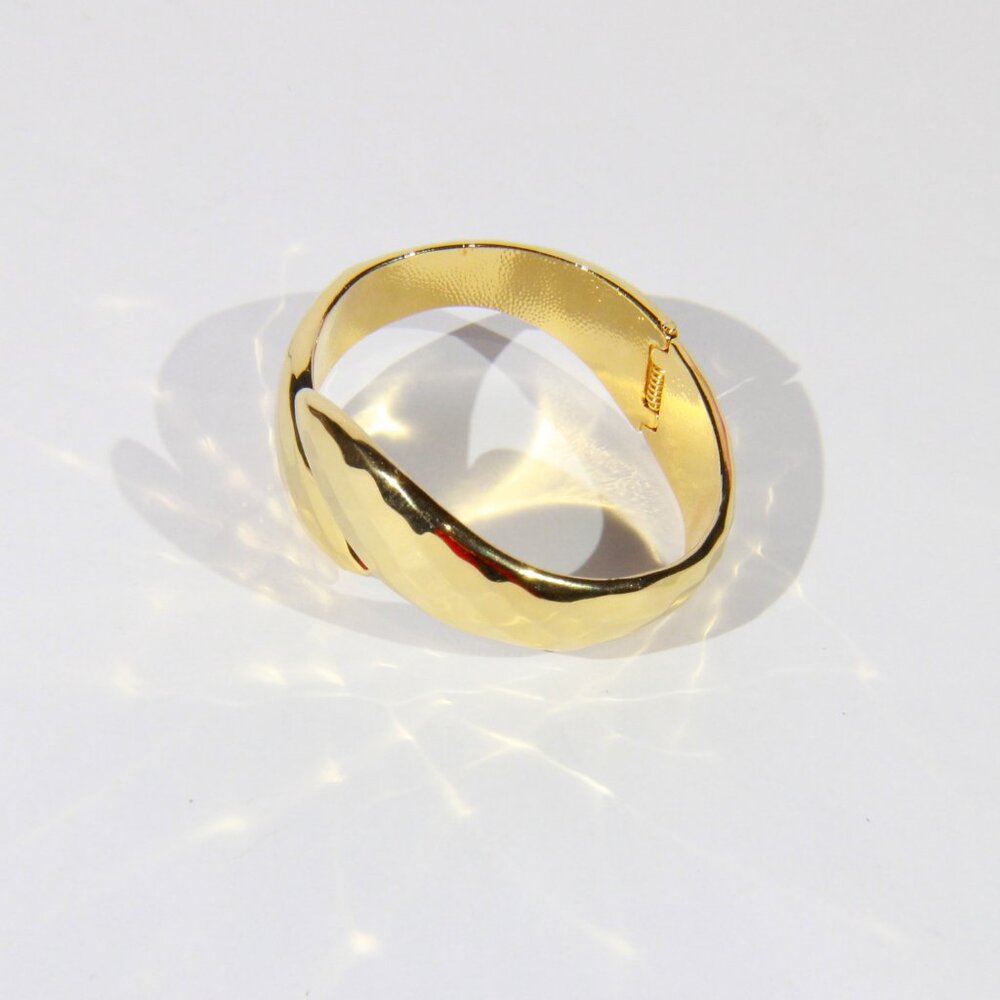 Vintage 70s Clamper Modernist Snakehead Diamond Embossed Bangle Cuff Bracelet - Picture 10 of 11